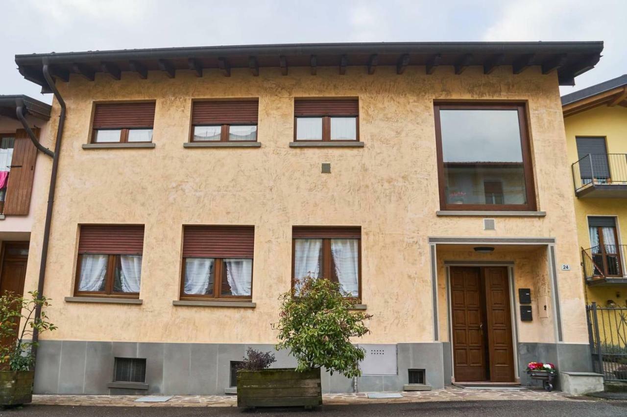 Appartamento Clivo Solto Collina Екстериор снимка